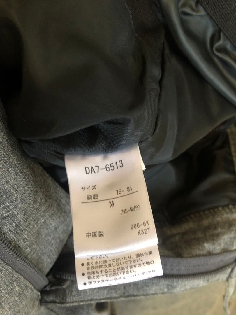 DESCENTE ⭐️スノーボードウェア メンズMグレー値引き交渉⭕️です⭐️