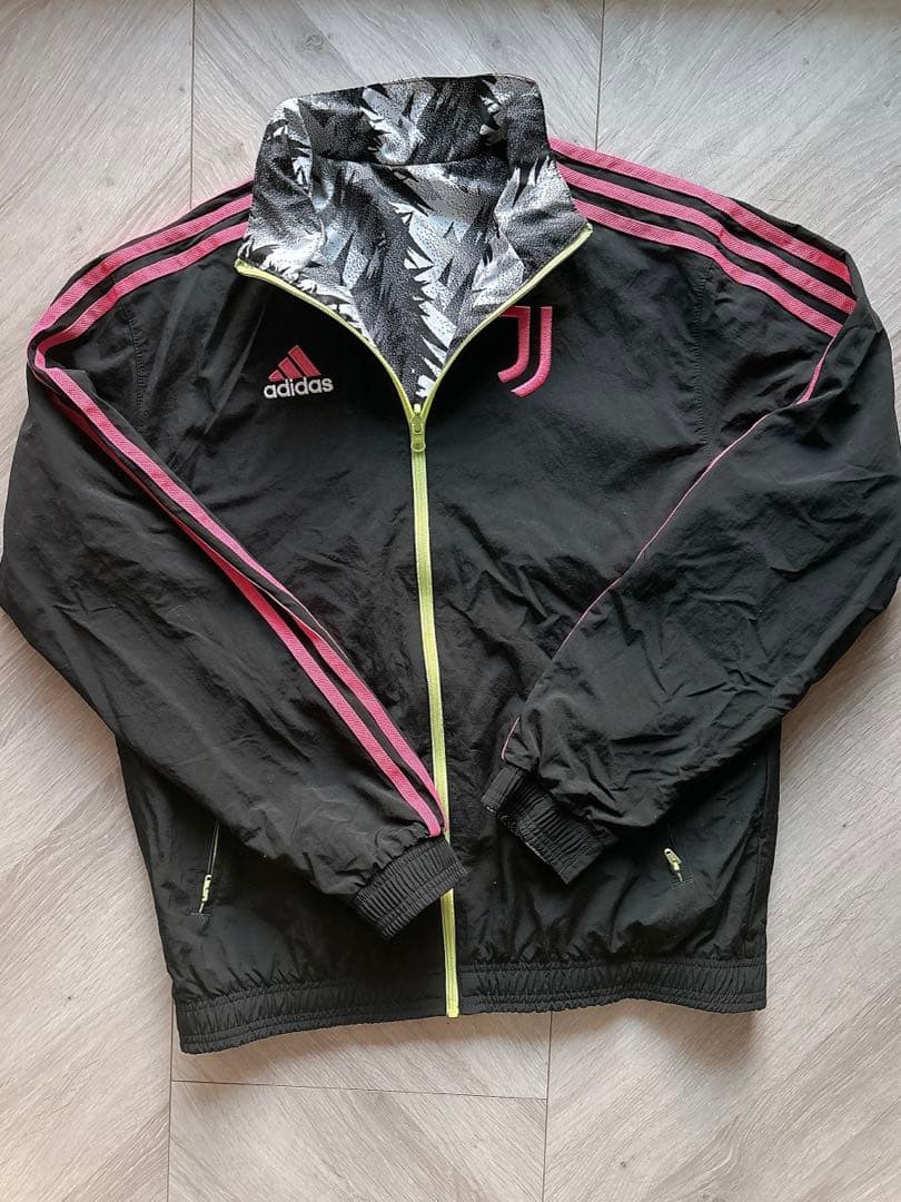 美品★adidas Juventus ピステ ウィンドブレーカー アンセム