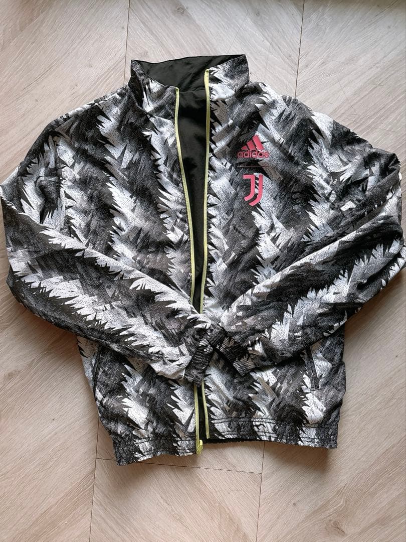 美品★adidas Juventus ピステ ウィンドブレーカー アンセム