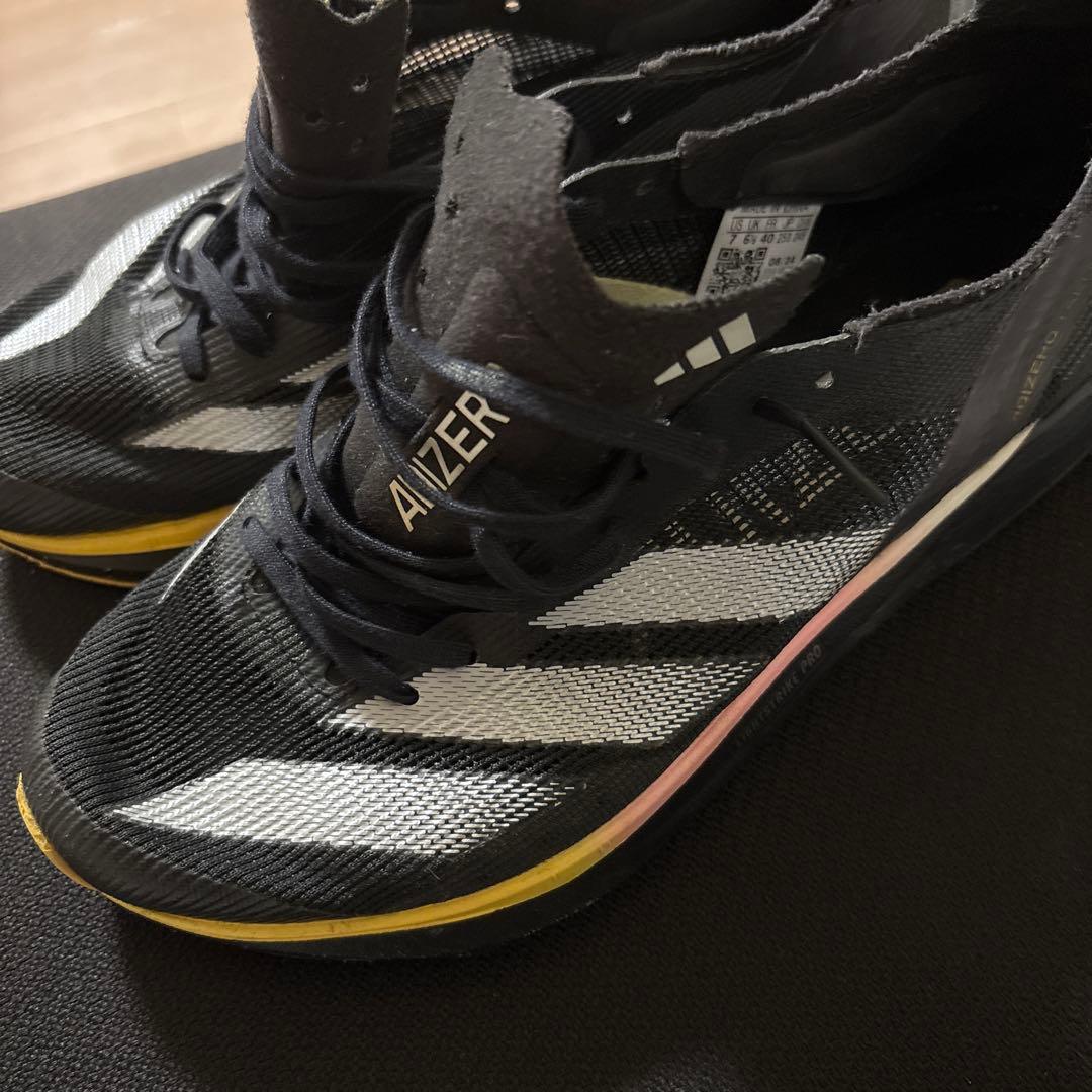 adidas ADIZERO ランニングシューズブラック/ホワイト