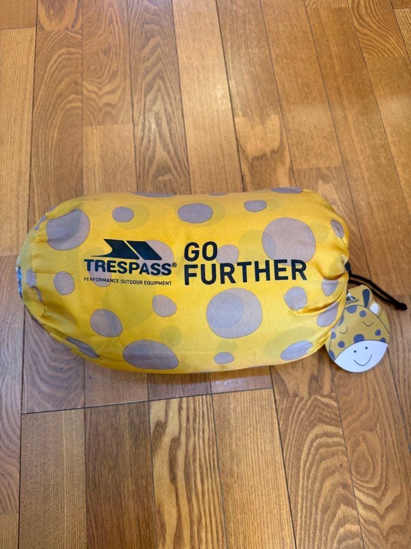 アウトドア寝具 Kids TRESPASS SAVANA SLEEPING BAG