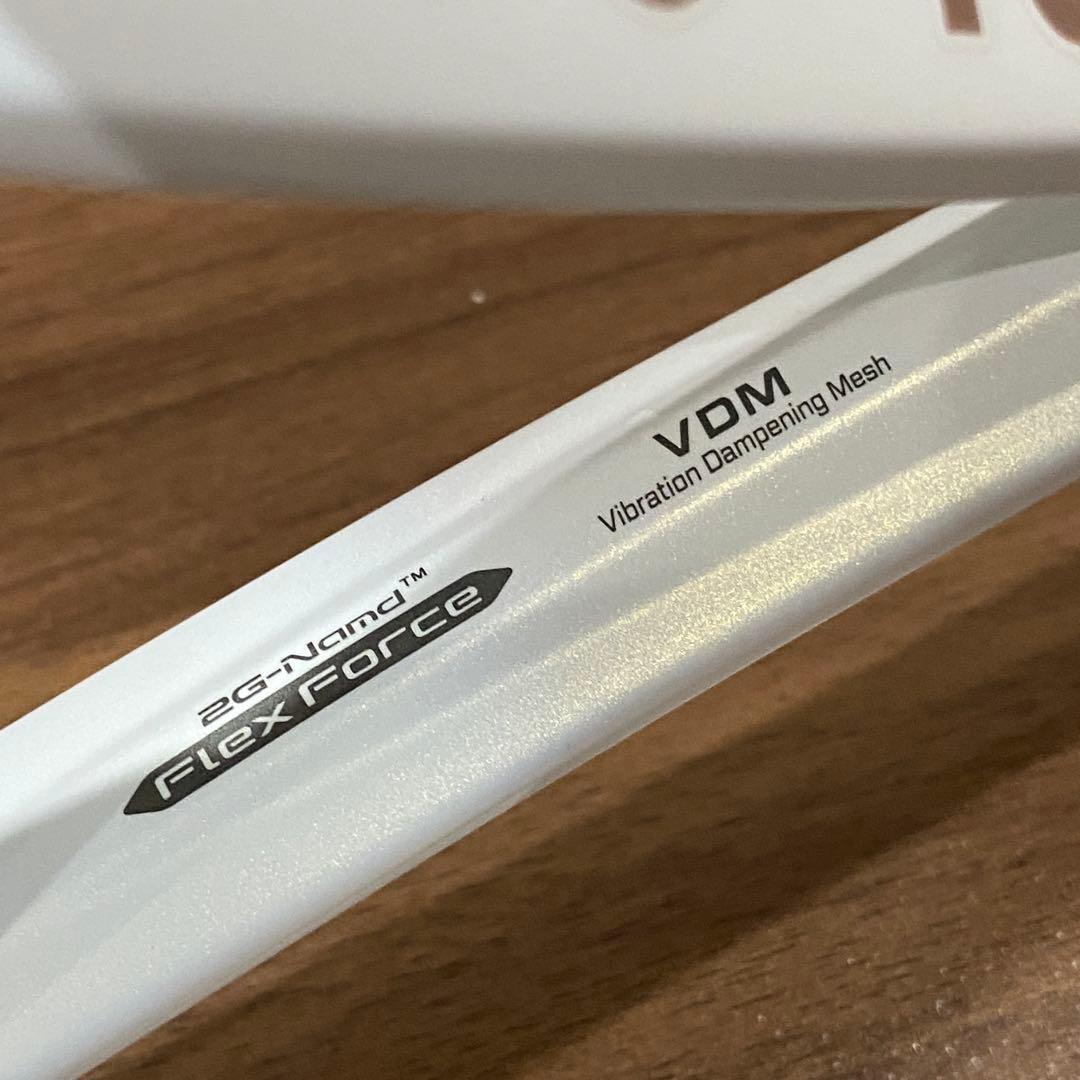 【美品】YONEX ヨネックス　VCORE100 サンドベージュ テニスラケット