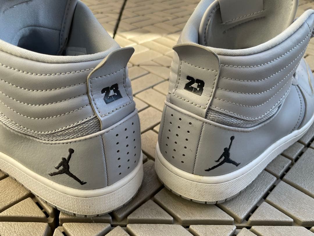 シューズ(男性用) AIR JORDAN HERITAGE WOLF GREY 28cm