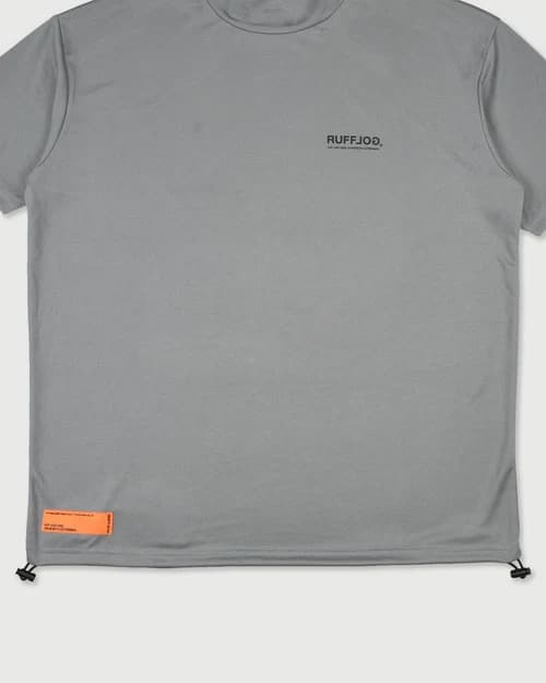 メンズウェア RUFFLOG CIRCLE OF FORCE MOCK NECK TEE