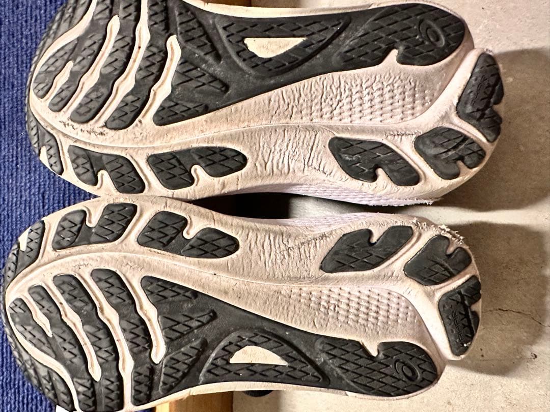 asicsアシックス〜GEL KAYANOゲルカヤノ30〜23.5cm3回着用