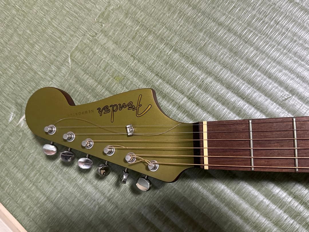 fender エレアコ　Newporter Player オリーブサテン　美品