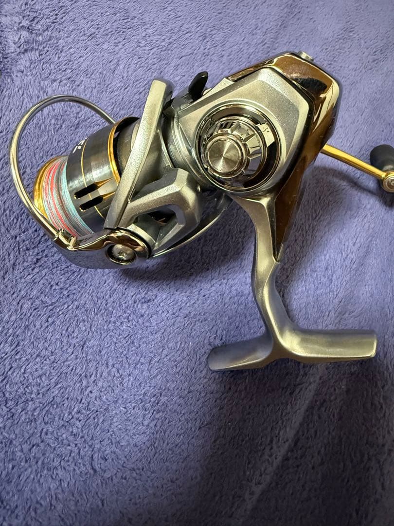18FREAMS LT 2500S-XH スピニングリール 18フリームス　バス