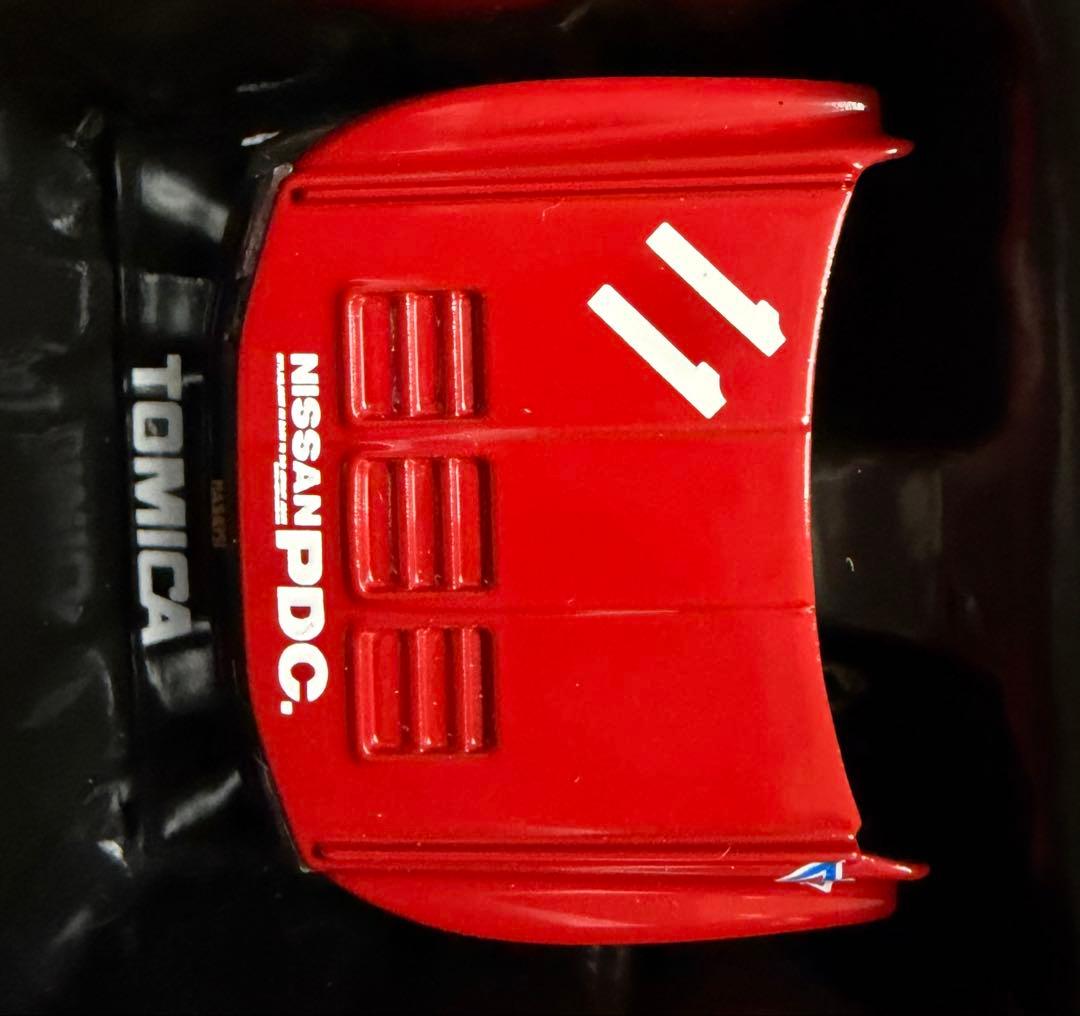 トミカリミテッドヴィンテージネオ　スカイライン スーパーシルエット
