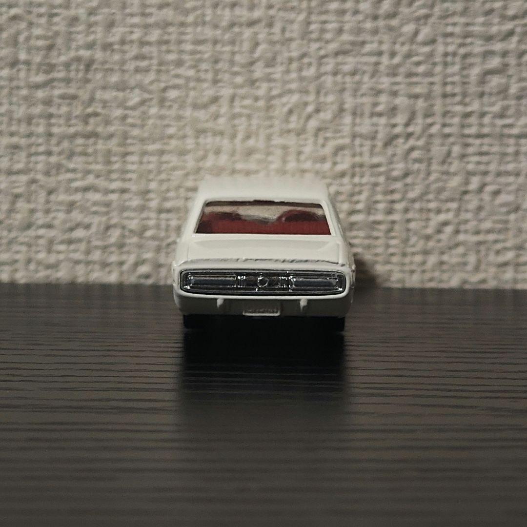 TOMICA　トミカ　ニュークラウン　箱付き