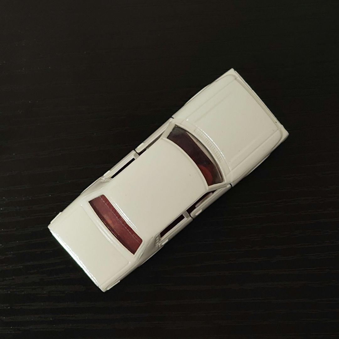 TOMICA　トミカ　ニュークラウン　箱付き