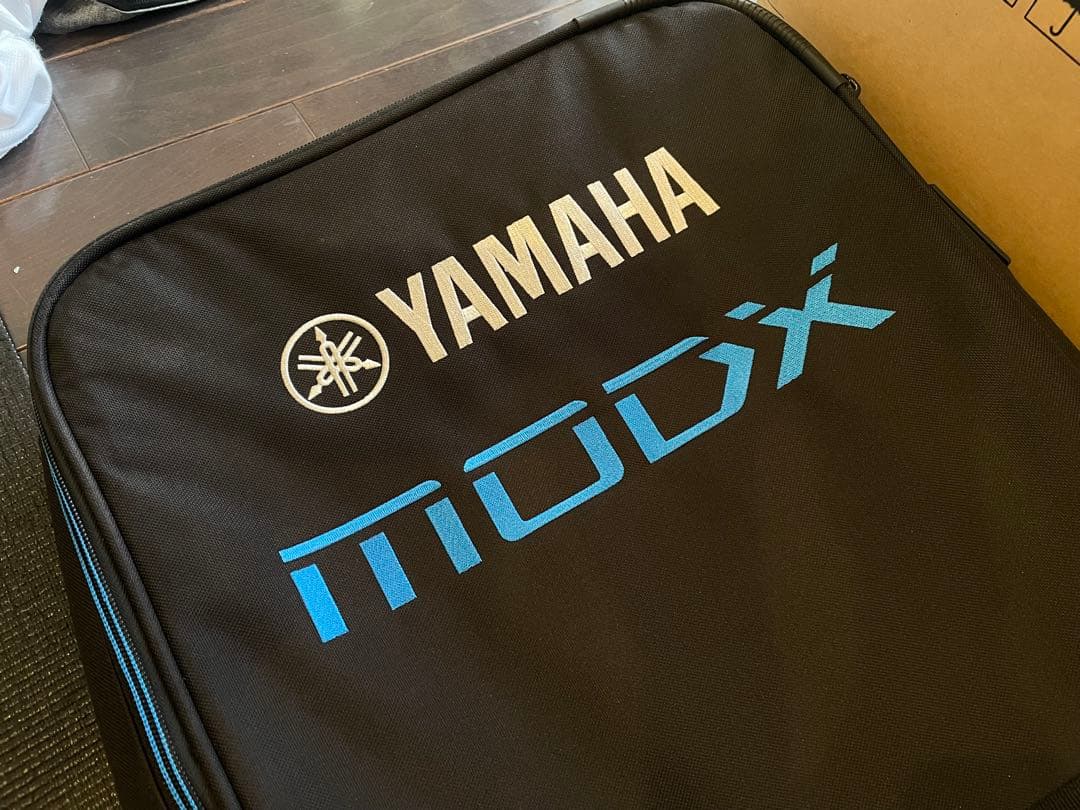 YAMAHA MODX7 76鍵シンセサイザー 純正ソフトケース付き