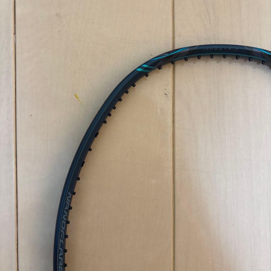 4ug5 ナノフレア800 ヨネックス　　新品、未使用