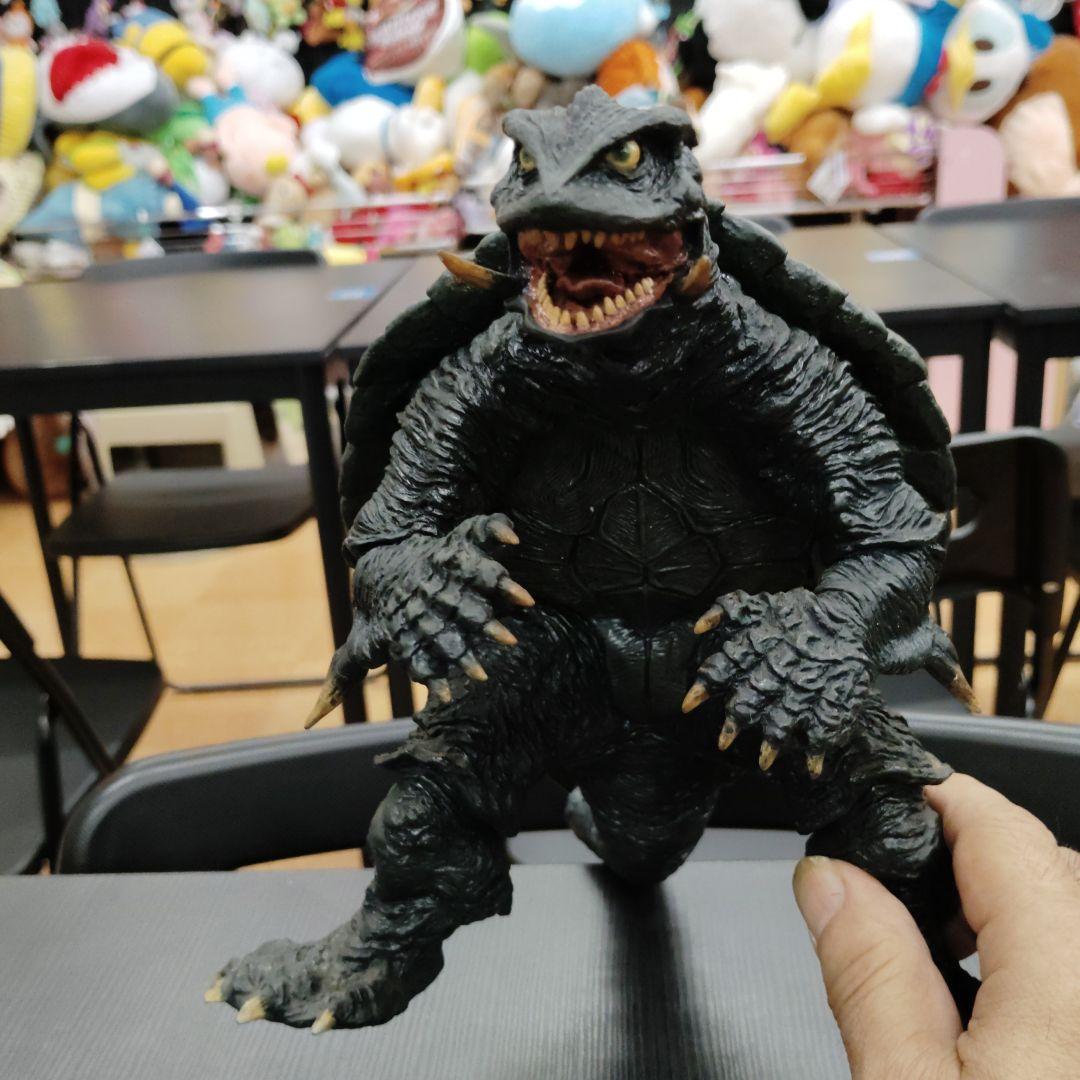 海洋堂酒井ゆうじ２０センチシリーズ！ガメラII。組み立て塗装済！ソフビ製です。