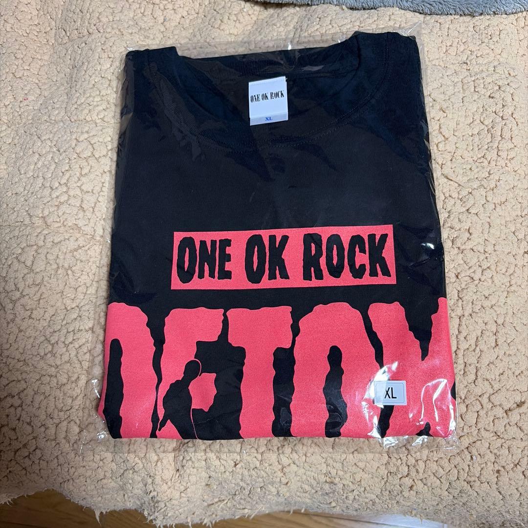 ONE OK ROCK 2025 DETOX TシャツＡ　【XL】