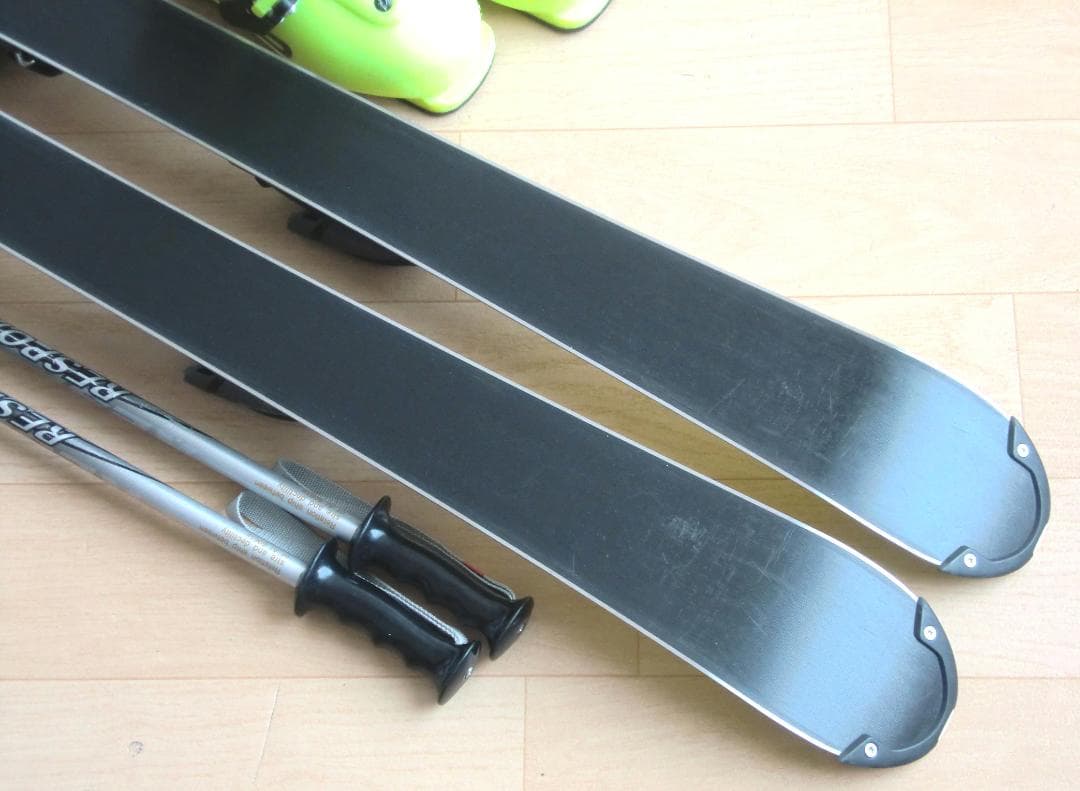 ■■送料無料■VOLKL■子供用スキーセット■板100靴20.5■WAX済■■
