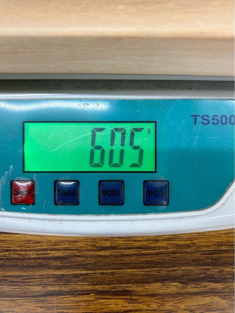 [即購入OK] 山猫柳(やなぎ)まな板　サブ用サイズ　無垢材一枚物　新品未使用