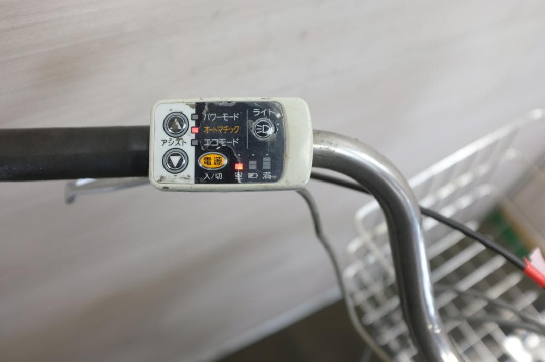 パナソニック　24インチ　3段　13.2Ah（5点灯）充電器あり