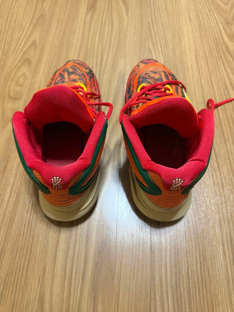 NIKE カイリー　バッシュ