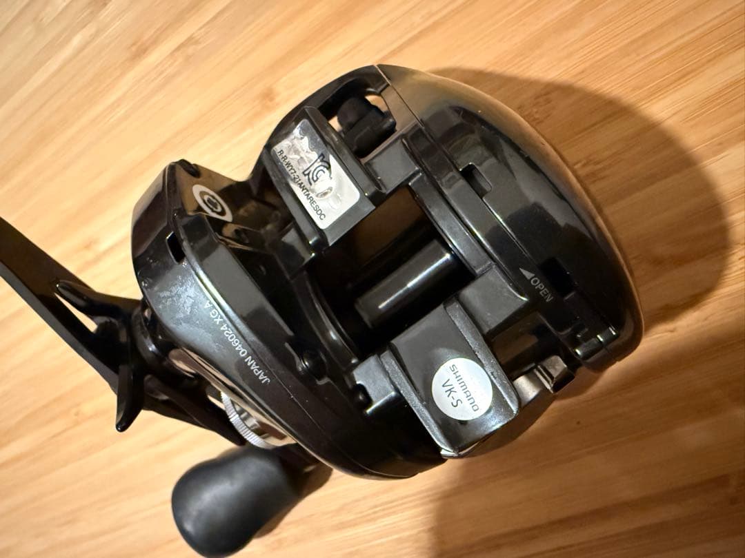 ANTARES DC HG右巻きベイトリール