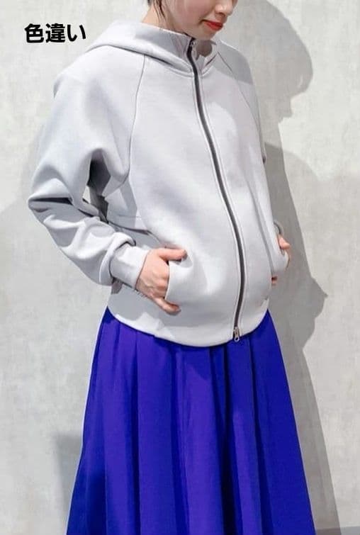 美品☆DANSKIN☆バックデザインハイブリッドフーディーUVケア M ブラック