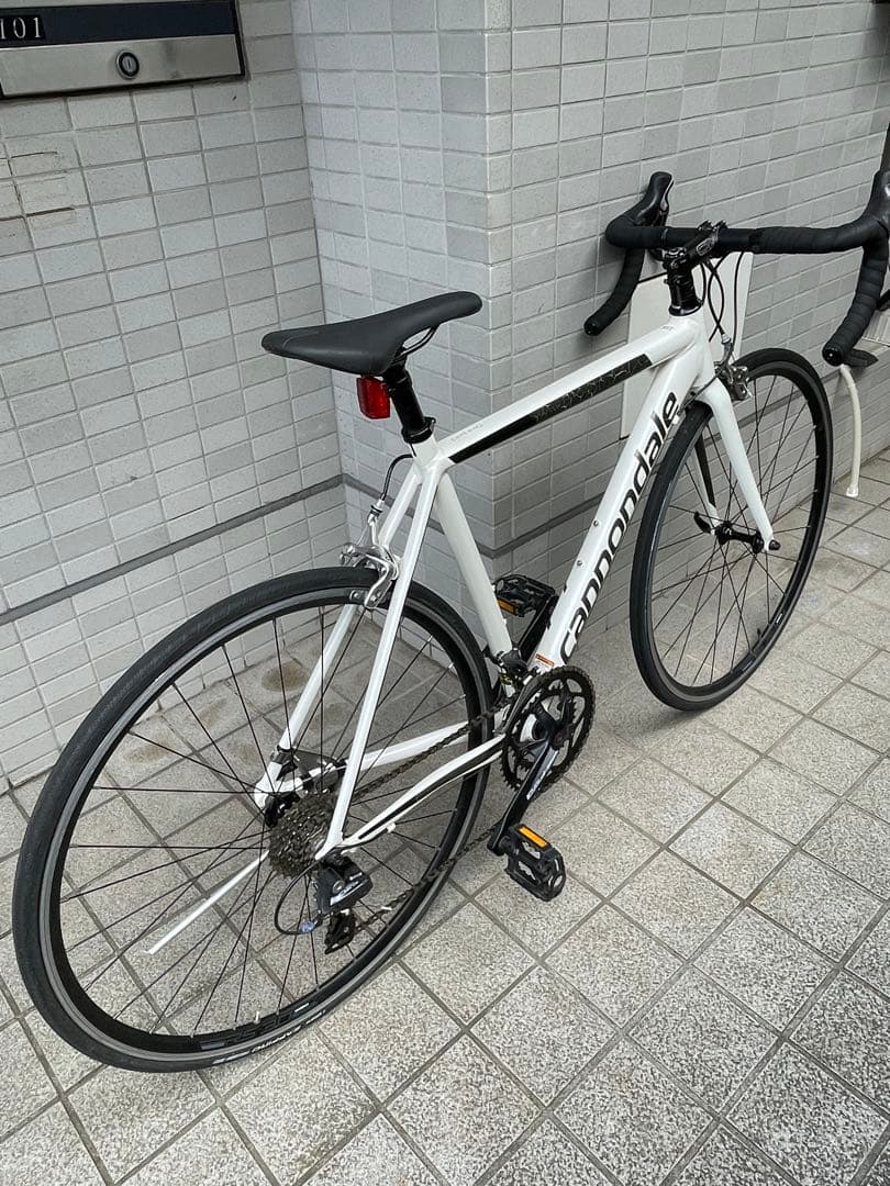 Cannondale キャノンデール　OPTIMO　ロードバイク