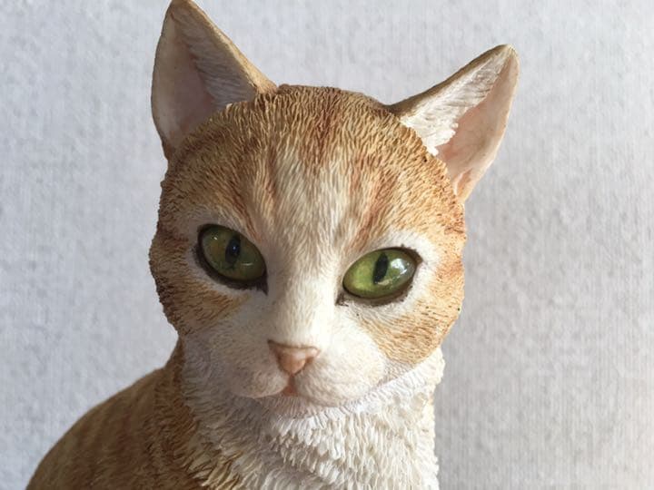 猫の置物