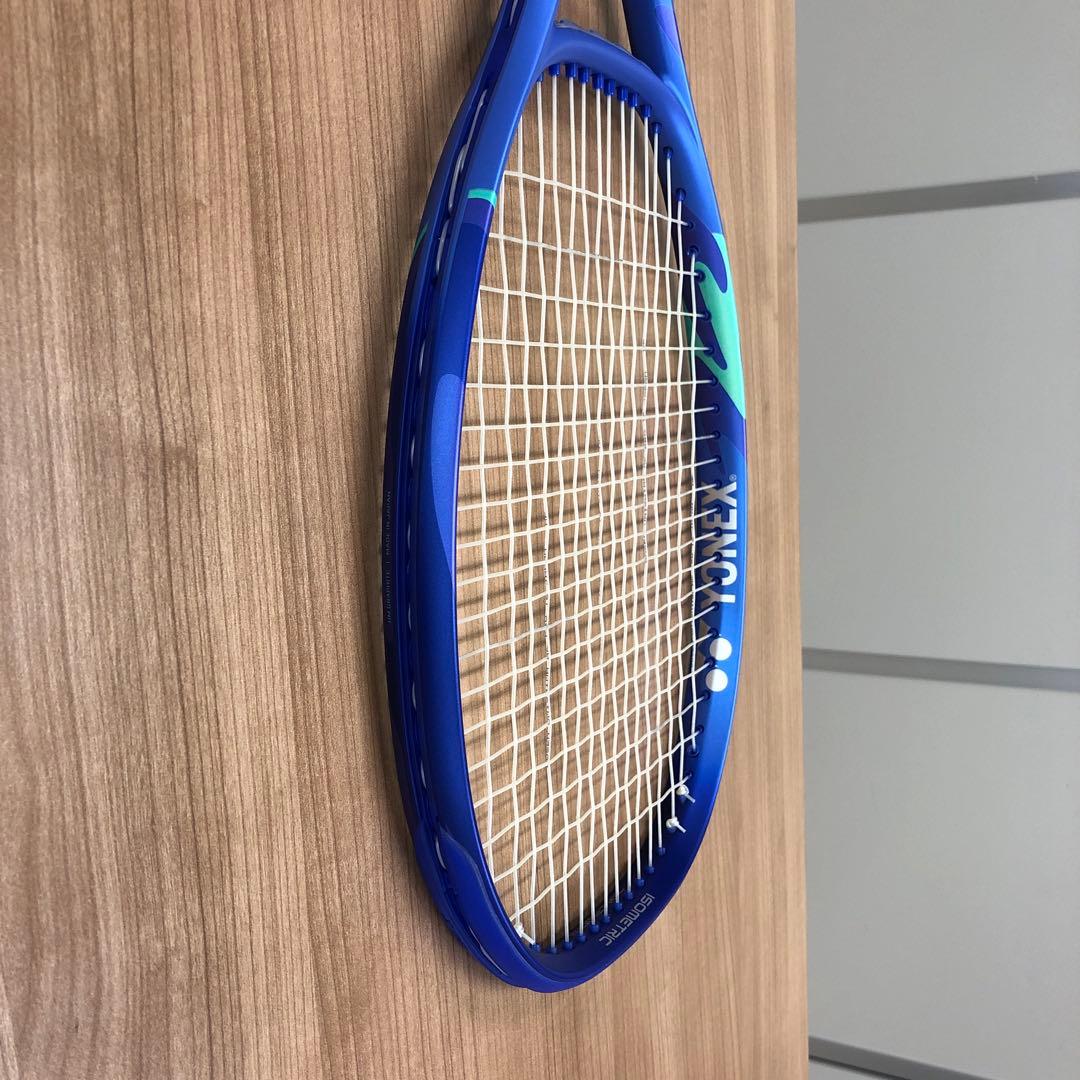 ヨネックス　EZONE98 2025 新品同様