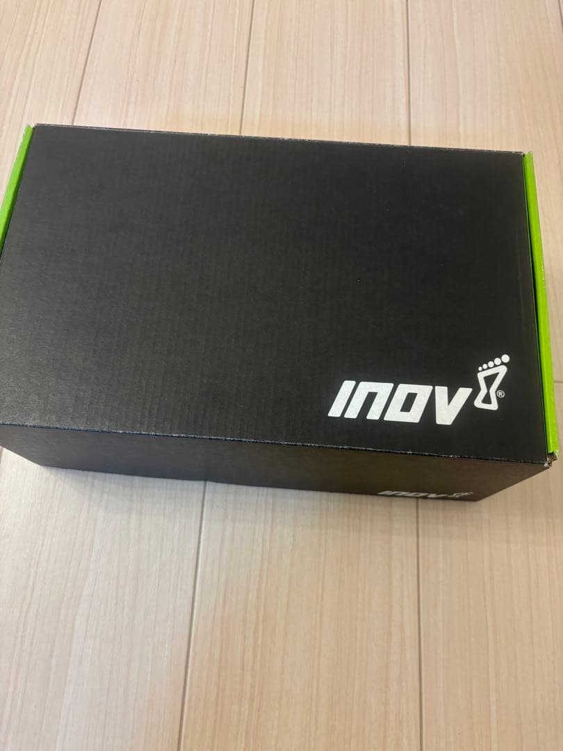 INOV-8 トレイルランニングシューズ ネイビー/ターコイズ