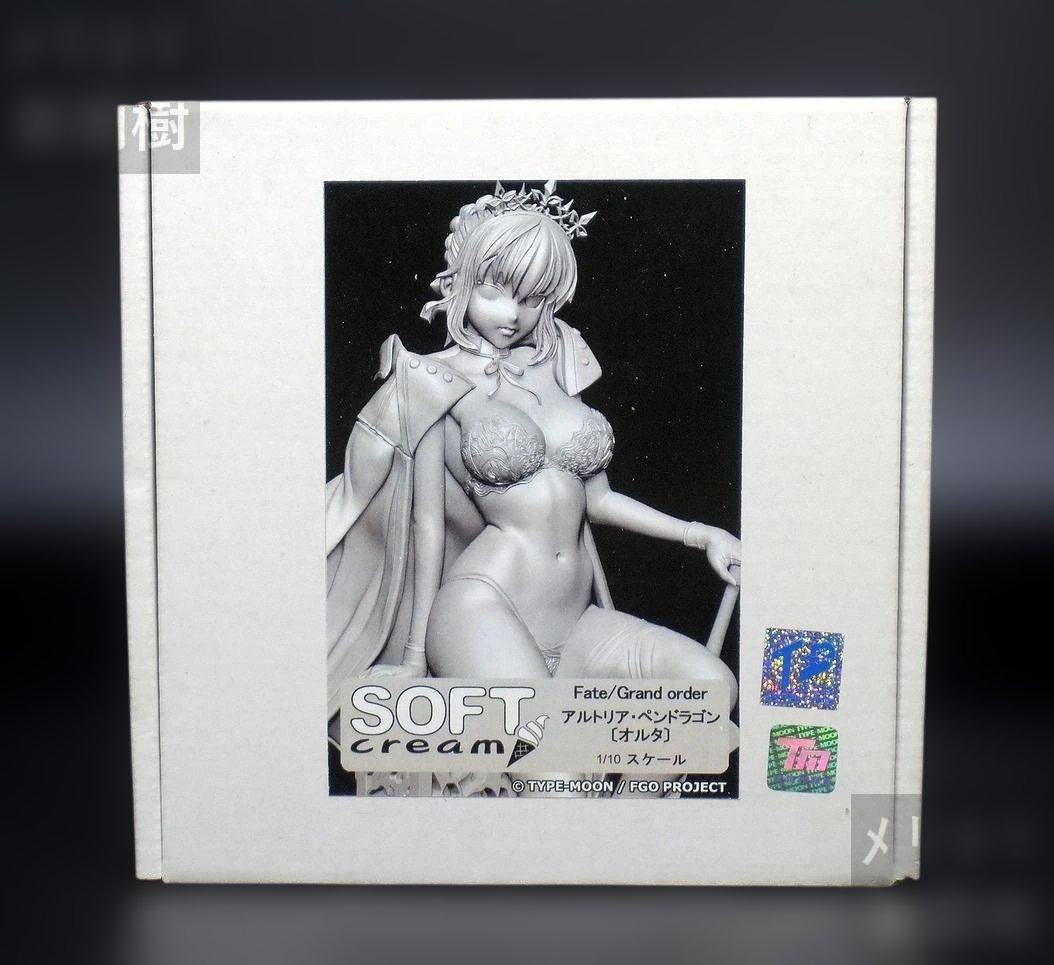 SOFTCream 1/10 アルトリア・ペンドラゴン(オルタ) ガレージキット
