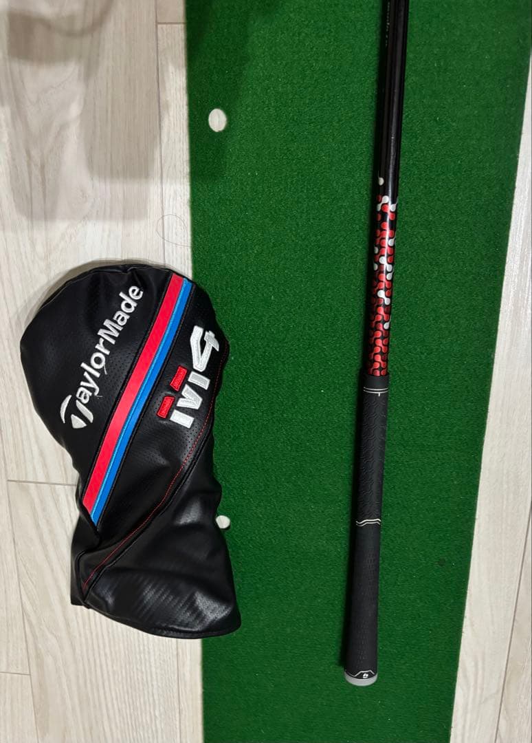 TaylorMade M4 ドライバーヘッドカバー付き