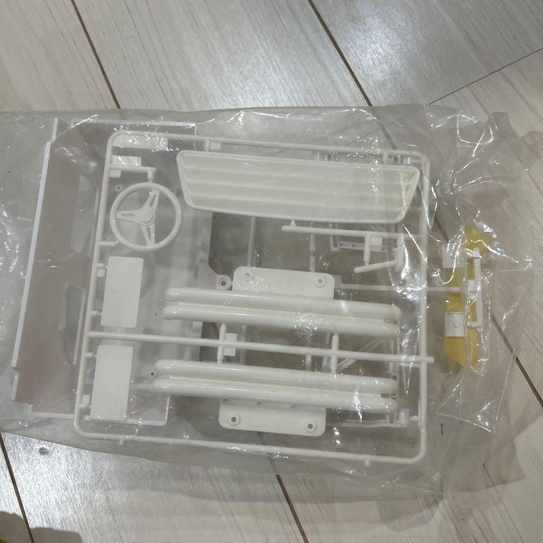 ハイラックス　プラボディー　制作途中品