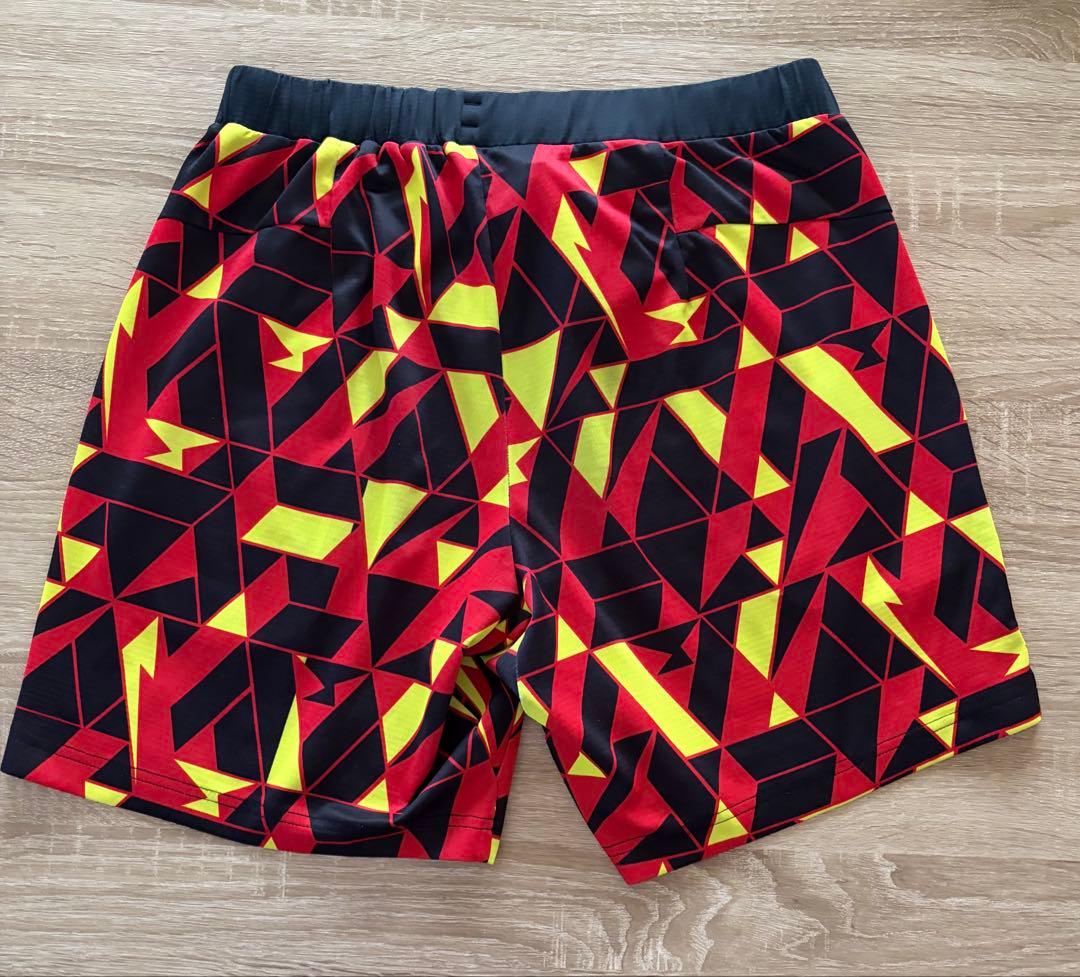 バドミントン　短パン　ヨネックス　廃盤品