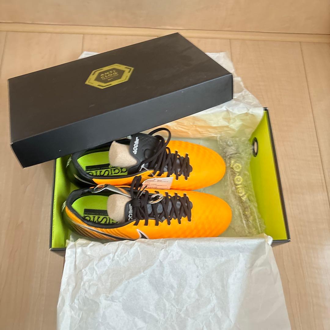 NIKEマジスタ ACC スパイク