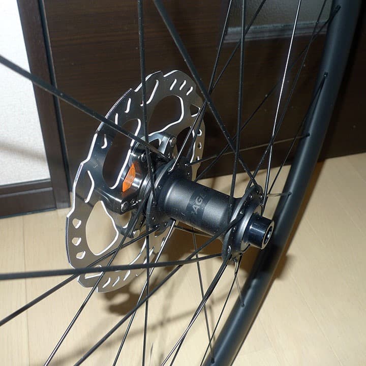 ボントレガー Aeolus Elite 35 TLR ホイール 【フロント】