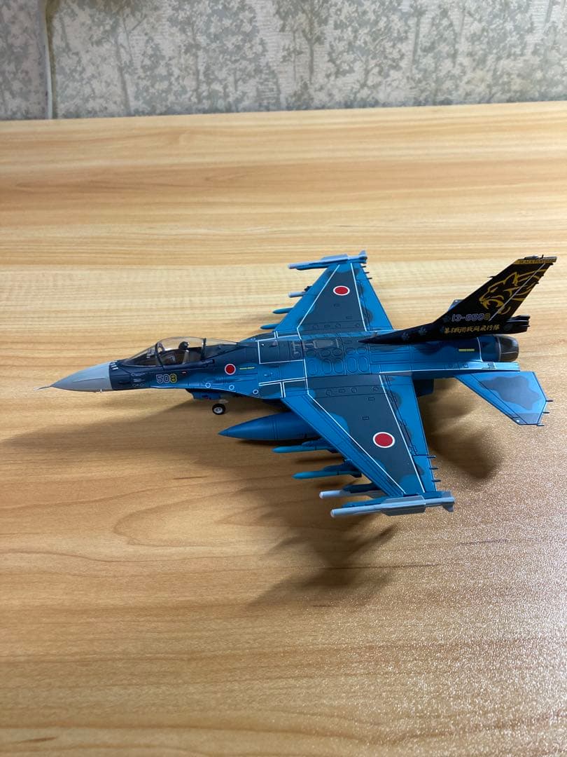 ホビーマスター　HA2720 1/72F-2A 第8飛行隊 特別塗装