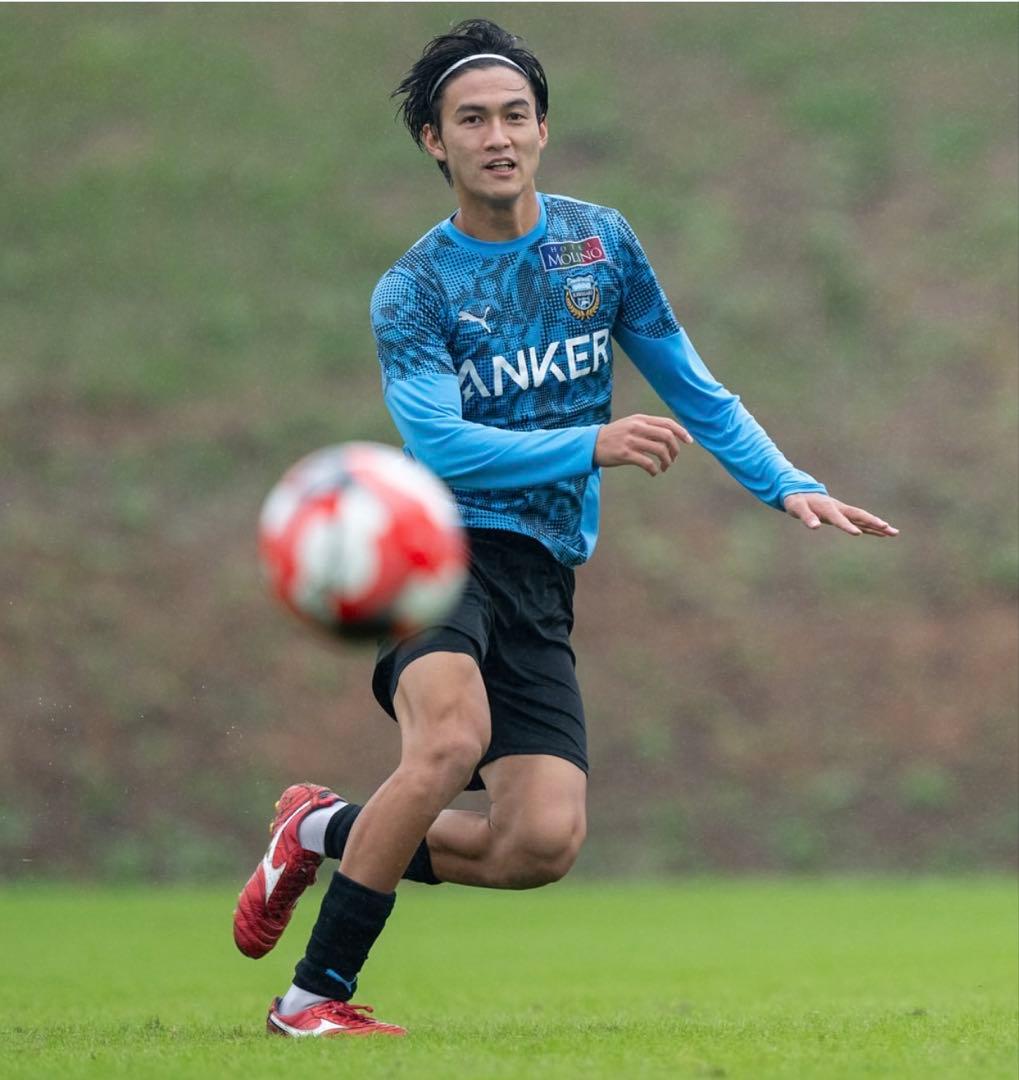 PUMA 川崎フロンターレ トレーニングウェア