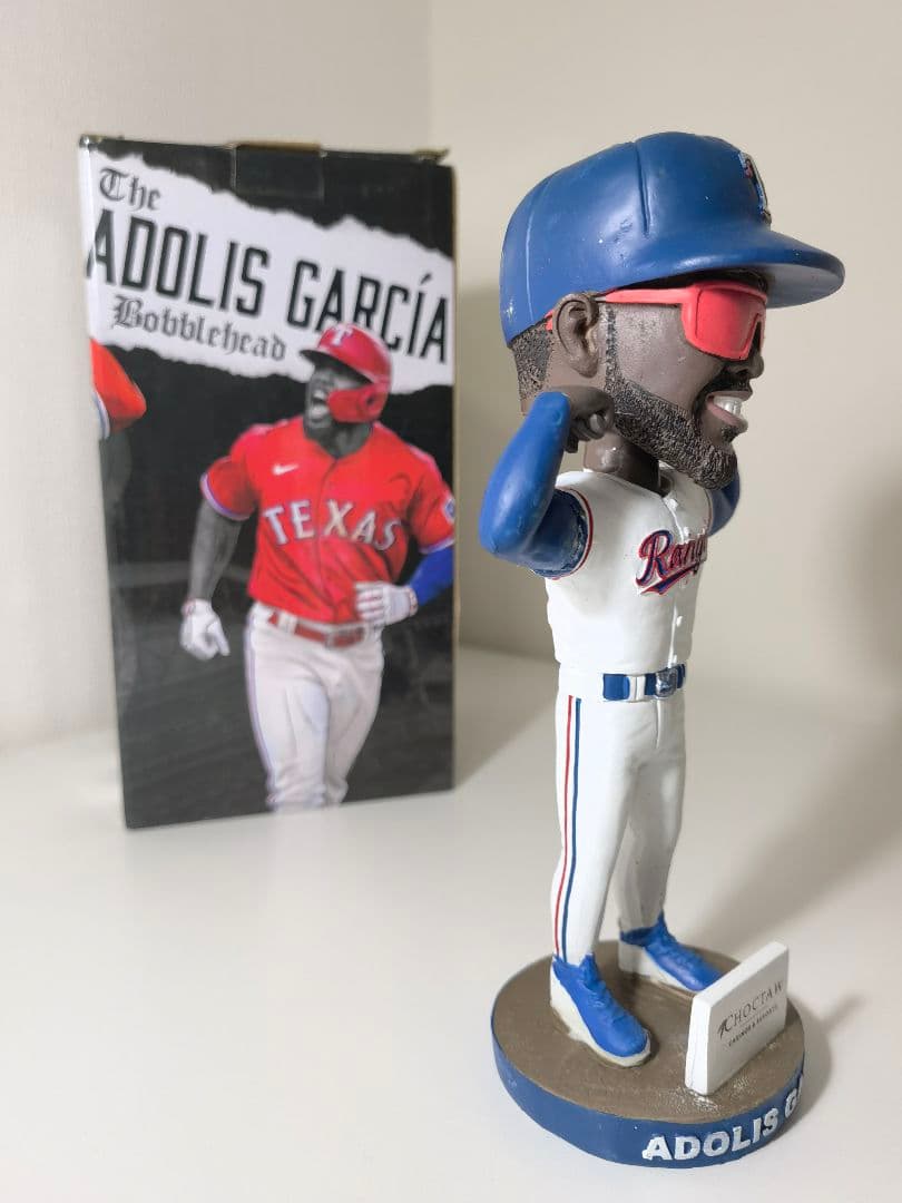 2022/6/13 レンジャーズ 来場者限定 アドリス・ガルシア ボブルヘッド①