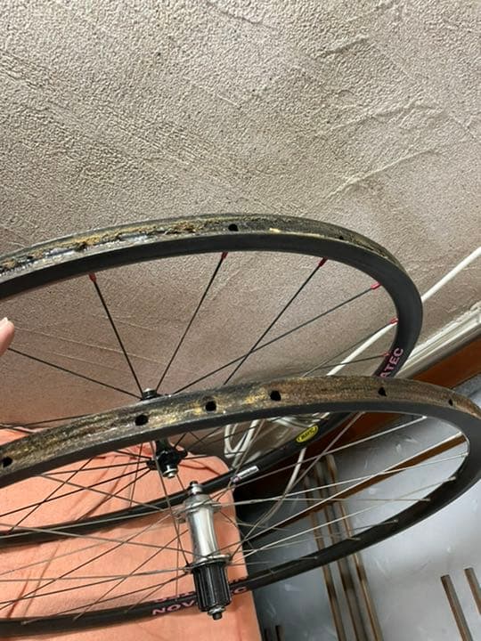 カーボンホイール　自転車　ロードバイク　ピスト
