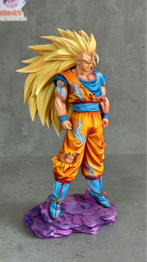 ドラゴンボール孫悟空 超サイヤ人 フィギュア