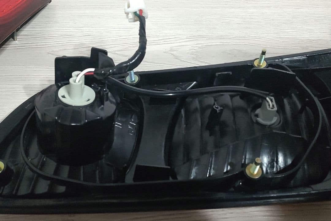 トヨタ カルディナ 純正 テールランプ左右セット
