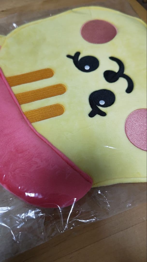 新品未使用品　niziu　リチュ　うちわケース
