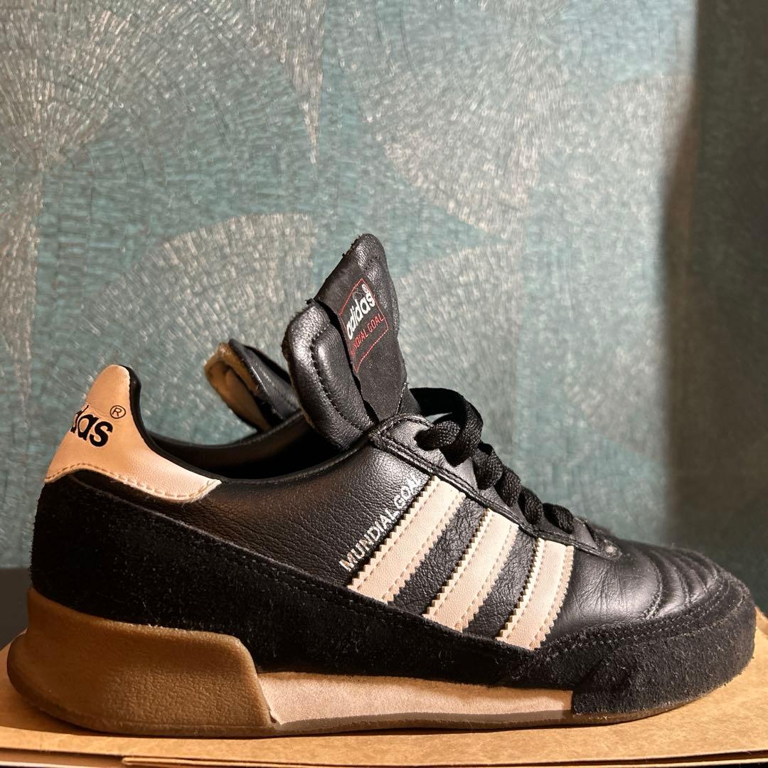 adidas スニーカー　ムンディアル　ゴール