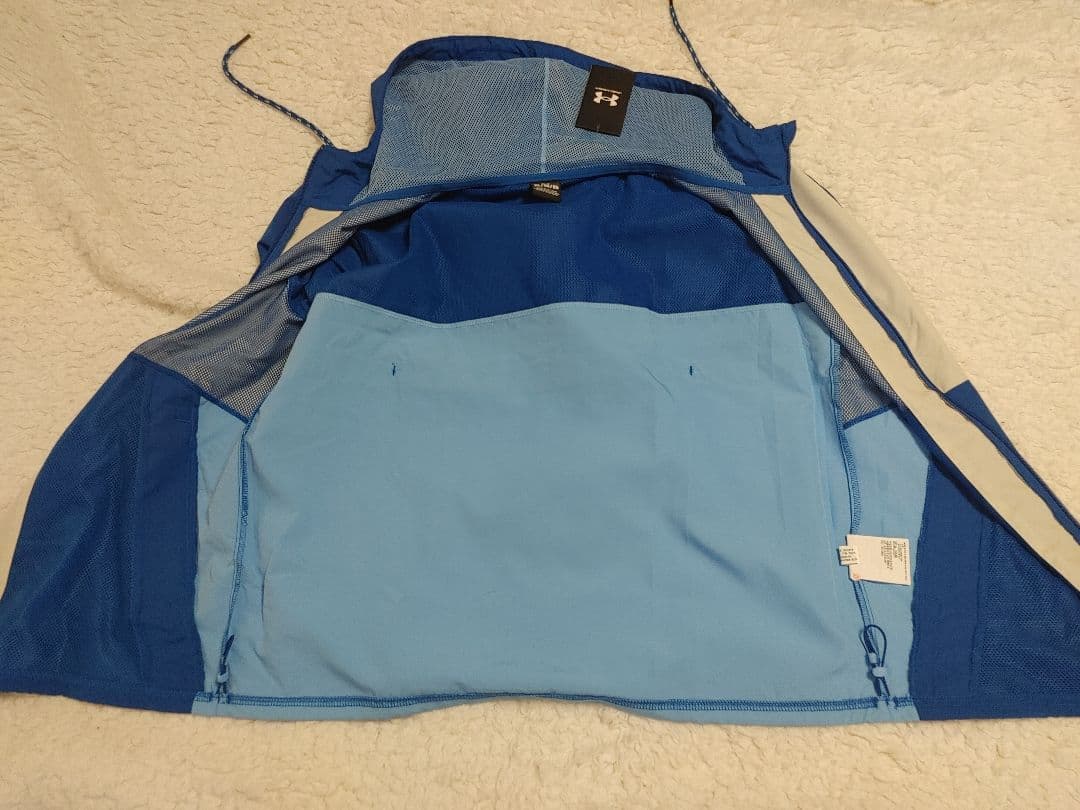 新品 Under Armour トレーニングウェア パーカー size:XL