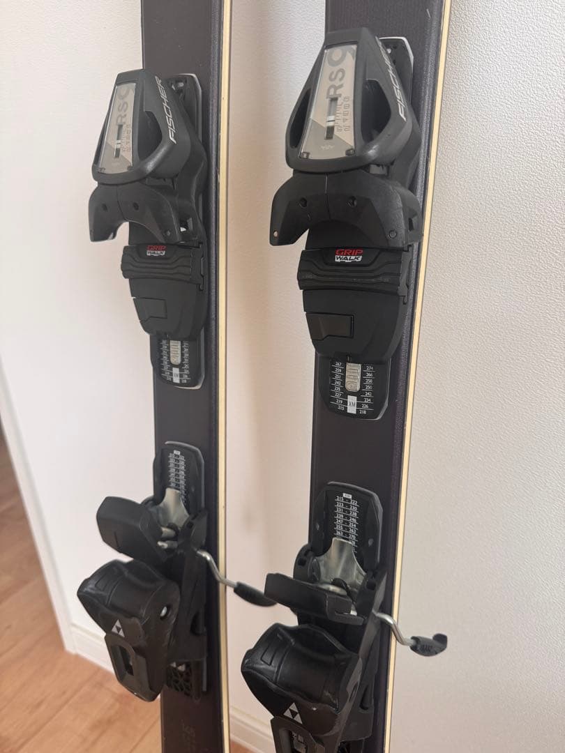 Fischer RC ONE 68スキー 板145cm バインディング付属