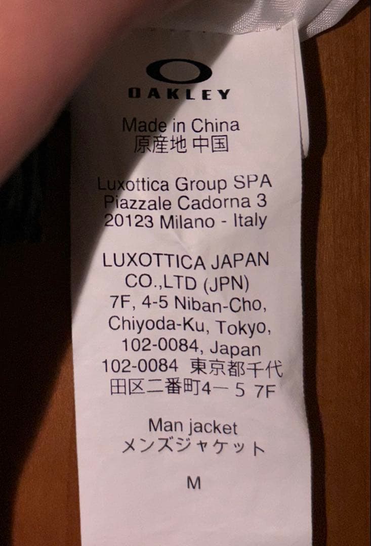 OAKLEY ウェア　Mサイズ　中古