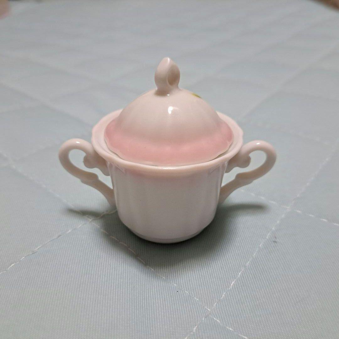 イマン ダイアナローズ 陶器ミニチュアセット