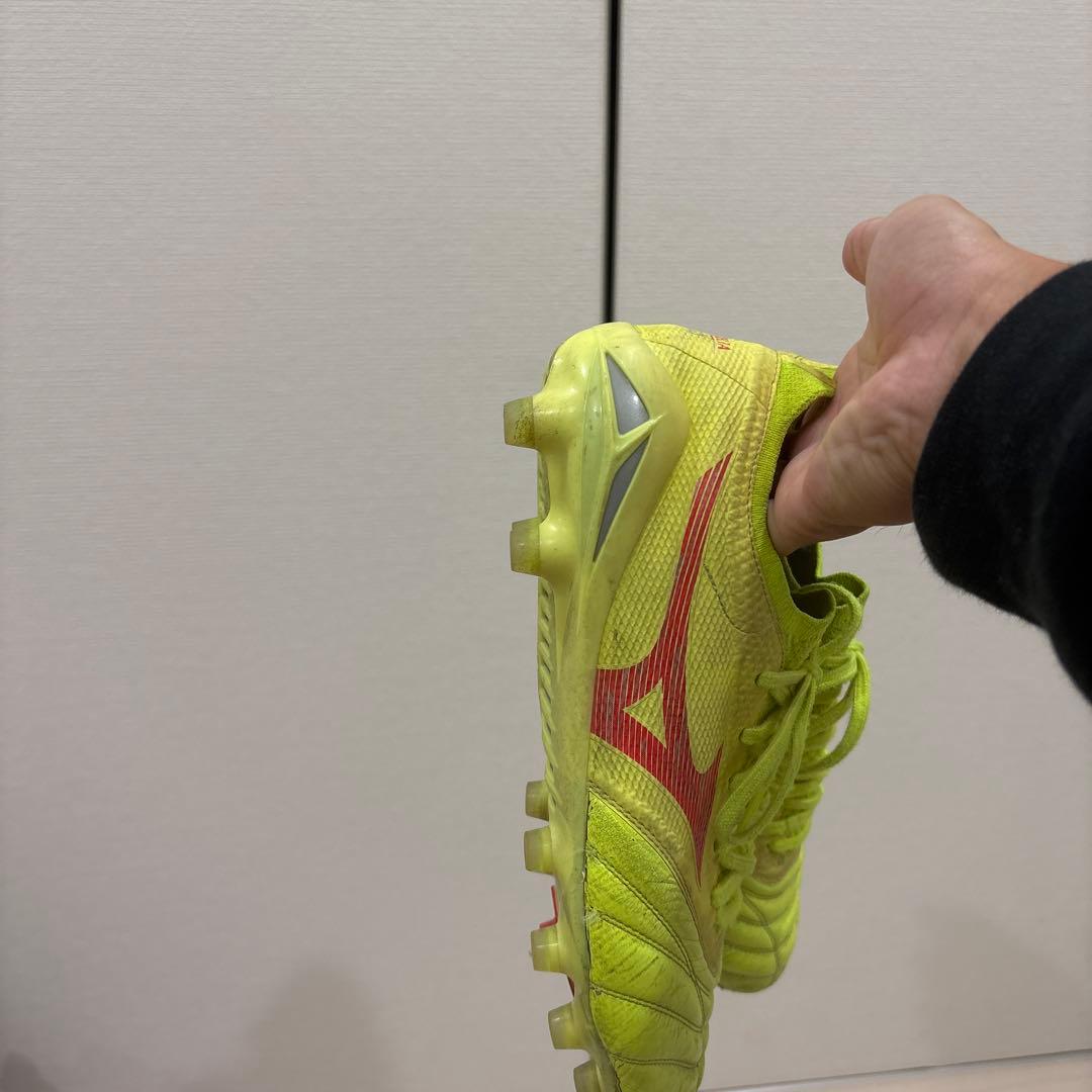 【本日限定販売】サッカースパイク　モレリア　エリート　25.5