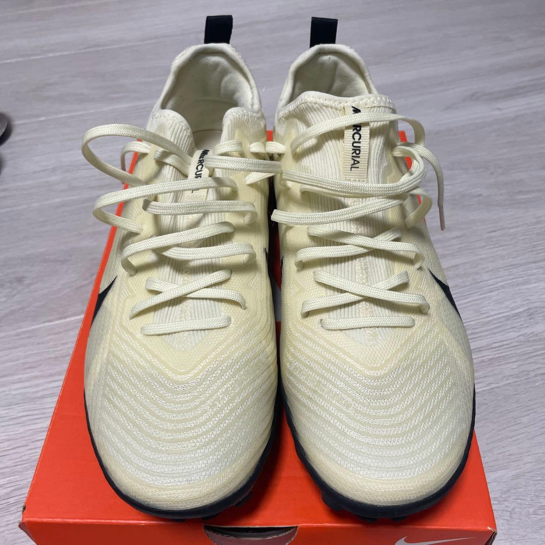 NIKE ズームヴェイパー１５　プロ　TF 26.0センチ