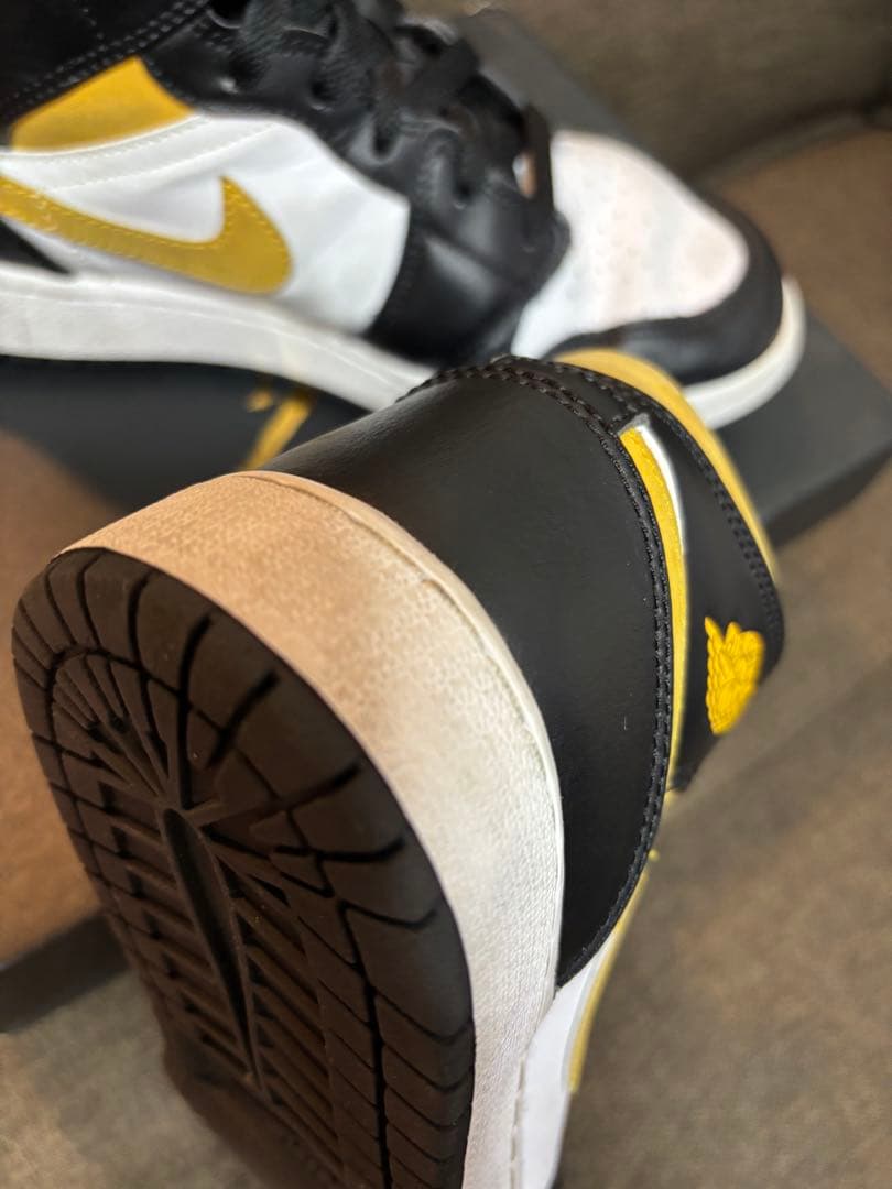 NIKE ジョーダン ブランド エア ジョーダン 1 MID GS