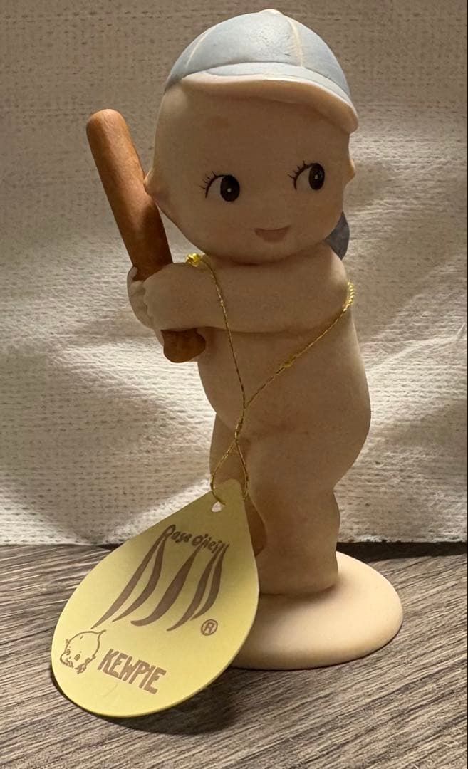 可愛いキューピー、野球打者タイプ